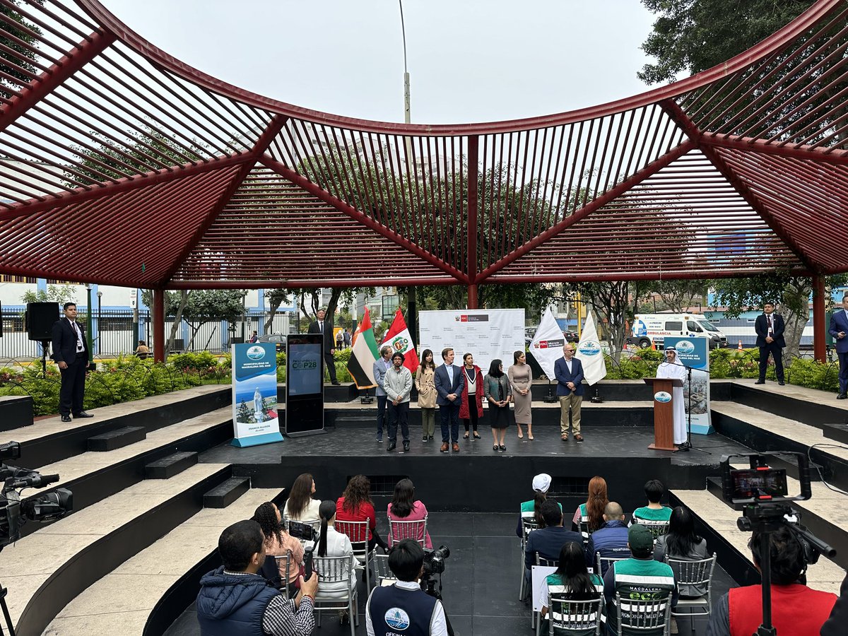 mohamedelshamsi's tweet photo. Participé en el evento organizado por el Ministerio del Ambiente, por el lanzamiento “Perú rumbo a la COP28” en el marco de la participación del Perú en la COP28. 

#COP28UAE #ClimateActionNow #uae #COP28 #UniteActDeliver #YearofSustainability #TodayForTomorrow https://t.co/PqsgTp5RPB