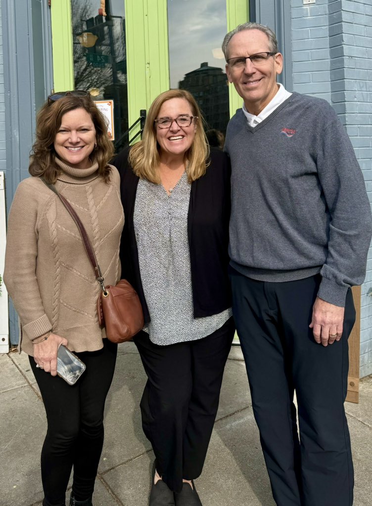 L. Earl Franks, Ed.D., CAE (@efranksnaesp) on Twitter photo I thoroughly enjoyed having lunch and visiting with <a href="/NAESP/">National Assoc. of Elementary School Principals</a> Board member <a href="/dr_aldridge/">Ashley Aldridge Wilson, Ed.D., NBCT</a> and her assistant principal <a href="/LindieRoden/">Lindie</a>. Their school, <a href="/NolanKnights/">NolanKnights</a>, is being recognized as one of only 353 schools selected as a <a href="/usedgov/">U.S. Department of Education</a> National Blue Ribbon School!  www2.ed.gov/programs/nclbb I thoroughly enjoyed having lunch and visiting with <a href="/NAESP/">National Assoc. of Elementary School Principals</a> Board member <a href="/dr_aldridge/">Ashley Aldridge Wilson, Ed.D., NBCT</a> and her assistant principal <a href="/LindieRoden/">Lindie</a>. Their school, <a href="/NolanKnights/">NolanKnights</a>, is being recognized as one of only 353 schools selected as a <a href="/usedgov/">U.S. Department of Education</a> National Blue Ribbon School!  www2.ed.gov/programs/nclbb