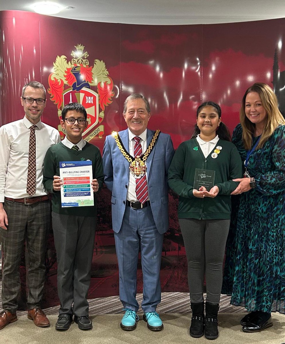 Look at what our Head boy and Head girl have received from the Mayor of Wolverhampton at the Molineux. We are very proud of the #YES Anti-Bullying Charter status achievement award. Thank you <a href="/WolvesMayor/">WolvesMayor</a>