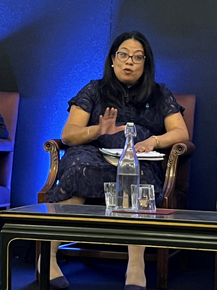 Carole Fisher (@caroleafisher) on Twitter photo Inspiring words from #womenleaders and impressed by all the initiatives being done to safeguard the well-being of women & children globally. <a href="/NOMOREorg/">NO MORE</a> @Pamela_Zaballa <a href="/RoyalFamily/">The Royal Family</a> #Commonwealth #CommonwealthSaysNOMORE Inspiring words from #womenleaders and impressed by all the initiatives being done to safeguard the well-being of women & children globally. <a href="/NOMOREorg/">NO MORE</a> @Pamela_Zaballa <a href="/RoyalFamily/">The Royal Family</a> #Commonwealth #CommonwealthSaysNOMORE