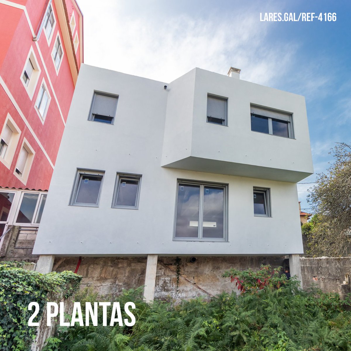 Lares_inmo's tweet photo. #LaresVende chalé para rematar en #Cangas, con fachada, porta e portón xa rematados, na zona de #Reboredo, en #Cangas.
Coa posibilidade de dividir a vivenda en dous apartamentos independentes.

+info en https://t.co/AicOz9Ek9f https://t.co/YM5ydDov7G