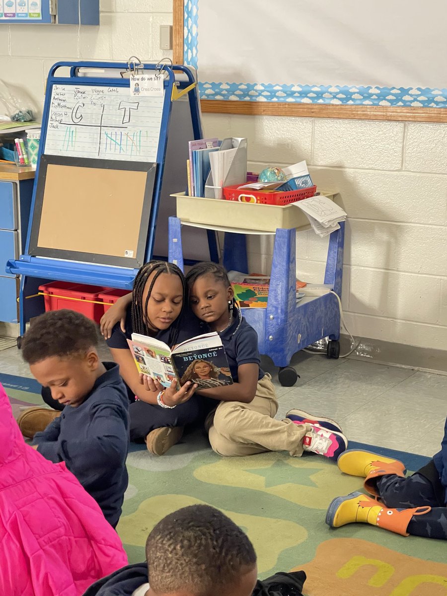 Today was Read Across GDubb Day for American Education Week! Our bigs were paired with our littles 🥰#TheGDubbWay #ThisIsHowWeDoIt #FirstYearPrincipal #CitySchools #BCPSS #WhyBeLess #WhenYouCanBMore #BaltimoreCity