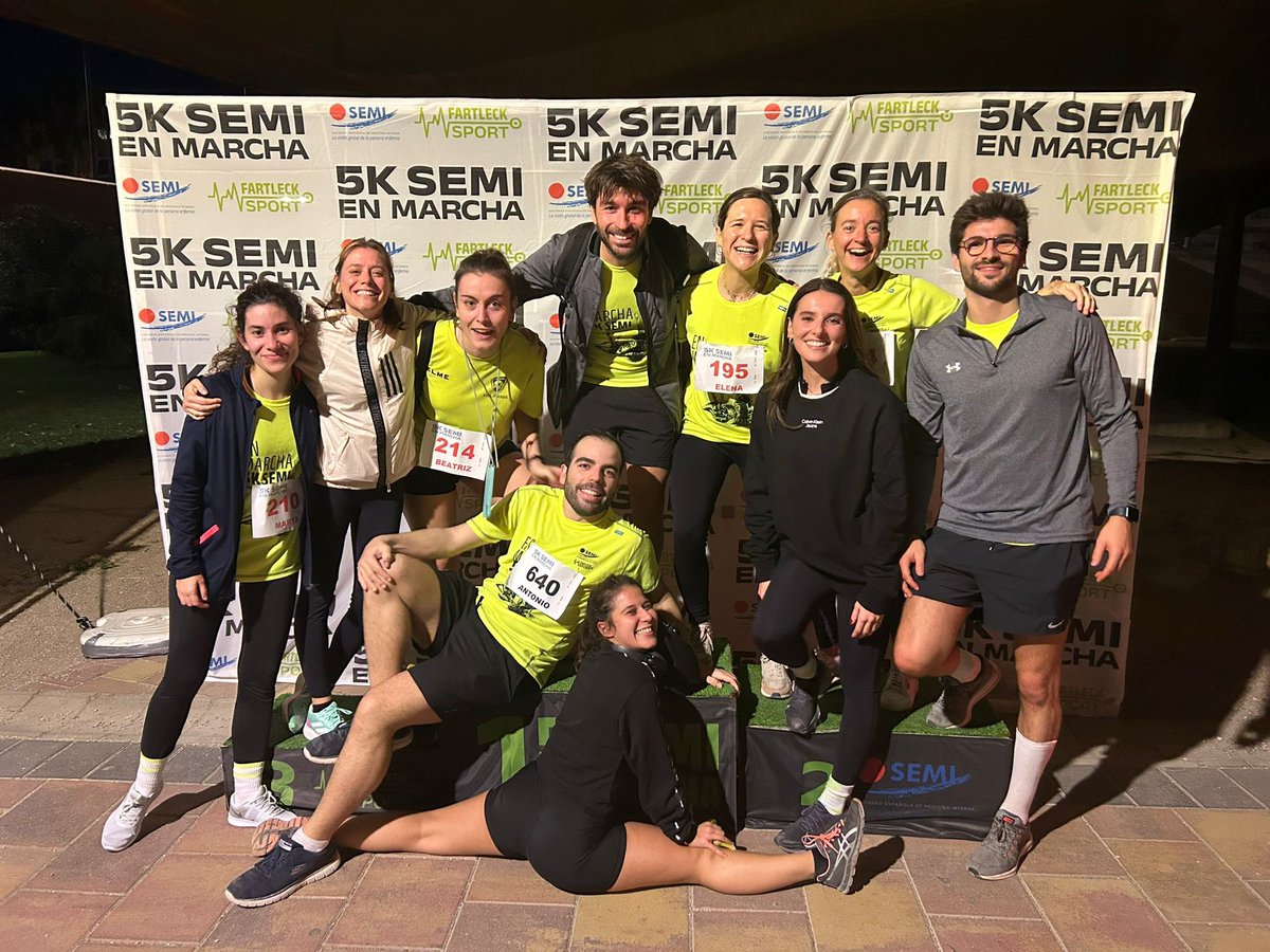 MedInternaHUPDH's tweet photo. Enhorabuena a nuestro Àlex muñoz, campeón en la carrera 5k de la SEMI!!!! De nuevo enooooorme nuestro servicio!!!!!
@JAVargas_ 
@martinezvera92 
@esthermonteroh 
@NataliaVicenteL 
@helen_suanzes 
@maybetoosmart https://t.co/jSh8oBBaHA