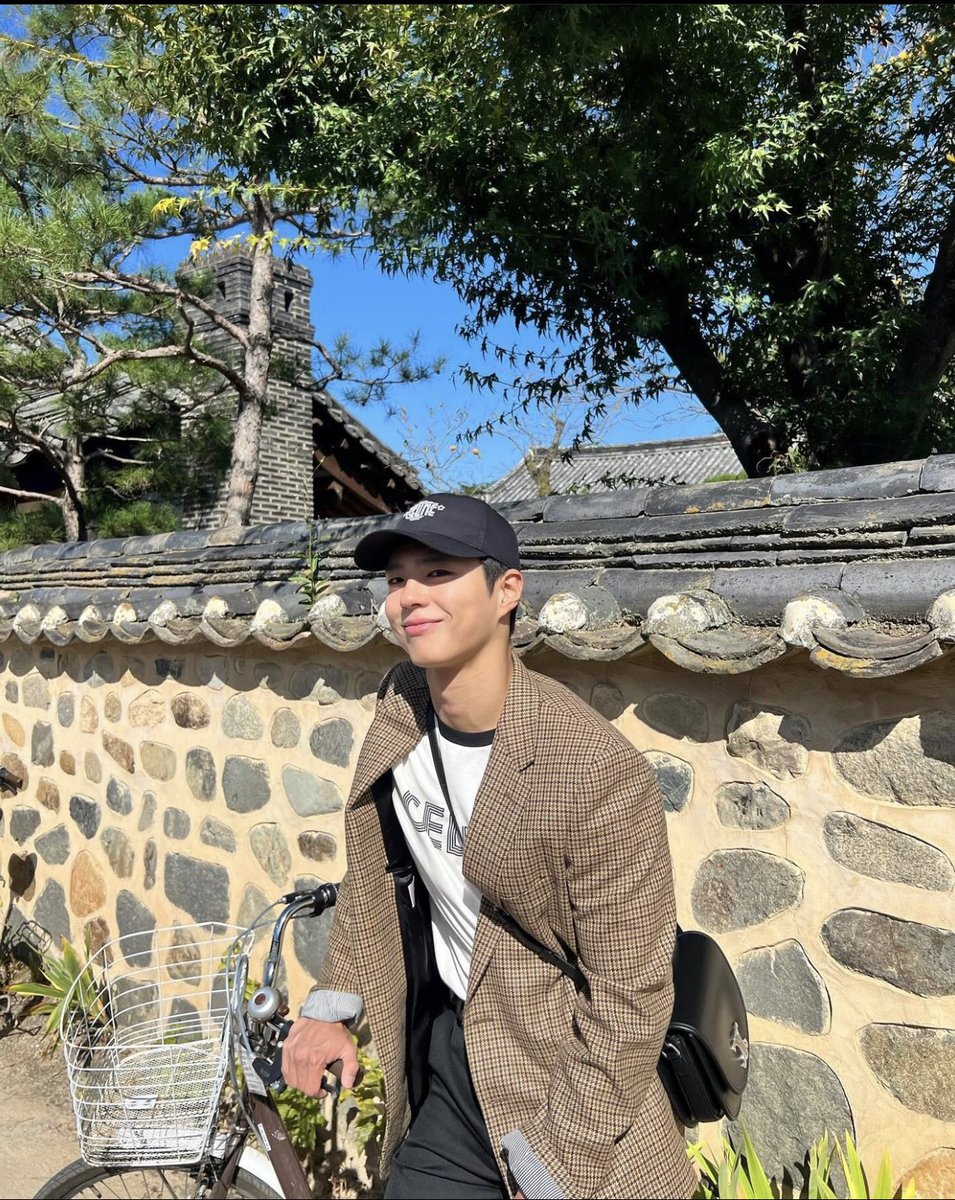 bogummbk's tweet photo. Hola 😊 https://t.co/Pr87lzjfpr