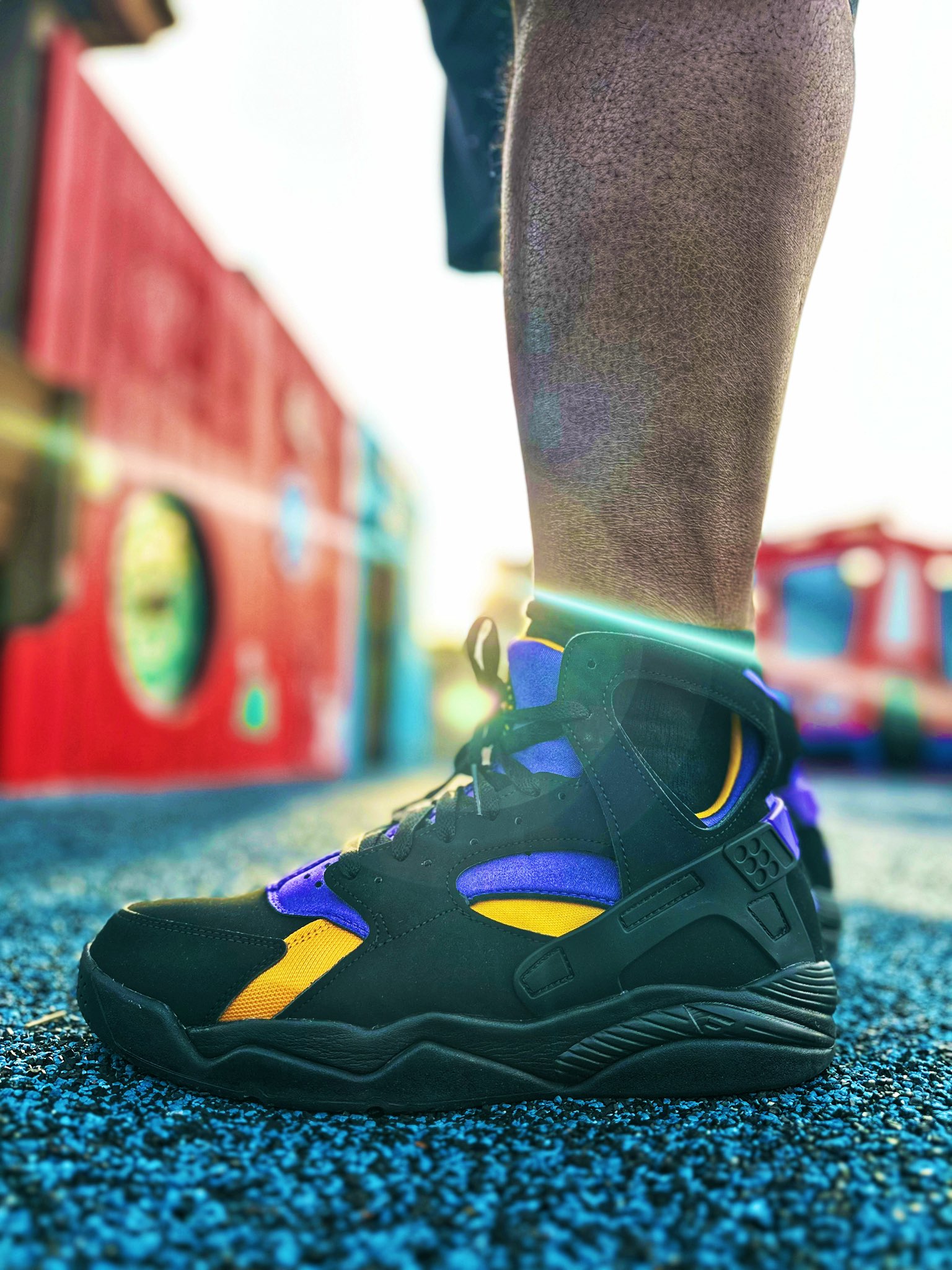 Air flight huarache lakers hotsell