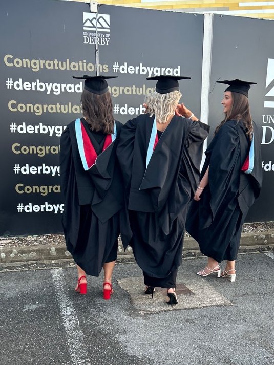 The BEST day 👩🏼‍🎓 <a href="/UoDPrimaryITE/">DerbyUniPrimaryITT/E</a> #derbygrad