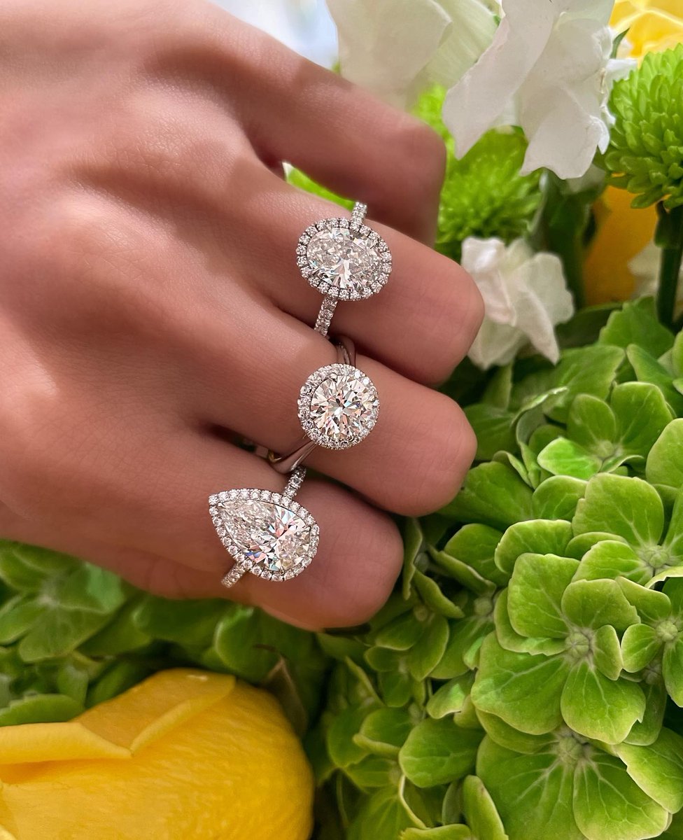 Ring in Radiance: A perfect harmony of style and sophistication in this stunning set of rings💍✨ IG  twobylondon

 #RingStack #RingGoals #ChicJewels #DazzlingDigits #StackedRings #JewelryEssentials #RingEnsemble #GlamourousRings #AccessorizeDaily #StatementRings