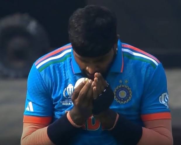 Avijeet_2803's tweet photo. Man, do your thing !!
#INDvsNZ https://t.co/zfNChSclTL