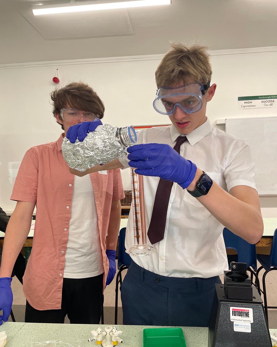 Our Biologists checking the creation of a recombinant plasmid using Gel Electrophoresis which separates the DNA fragments. The gel is then stained to view the DNA bands of the Plasmid. The journey continues, using a PCR machine!#biotechexperience
@ABEProgoffice <a href="/STEM_UH/">Centre for STEM Education</a> <a href="/TSNphil/">Dr. Phil Smith</a>