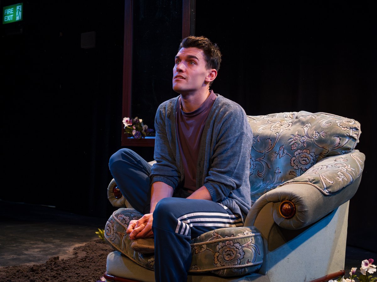 Bonfire by Simon Marshall (@bonfire_play) on Twitter photo Thanks #Sheffield! π <a href="/crucibletheatre/">Crucible Theatre</a> you were everything we hoped you'd be...and more!
Bonfire lights up the night once more tomorrow, 16th November, before heading onward to <a href="/wearenonsuch/">Nonsuch Studios</a> #Nottingham Thanks #Sheffield! π <a href="/crucibletheatre/">Crucible Theatre</a> you were everything we hoped you'd be...and more!
Bonfire lights up the night once more tomorrow, 16th November, before heading onward to <a href="/wearenonsuch/">Nonsuch Studios</a> #Nottingham