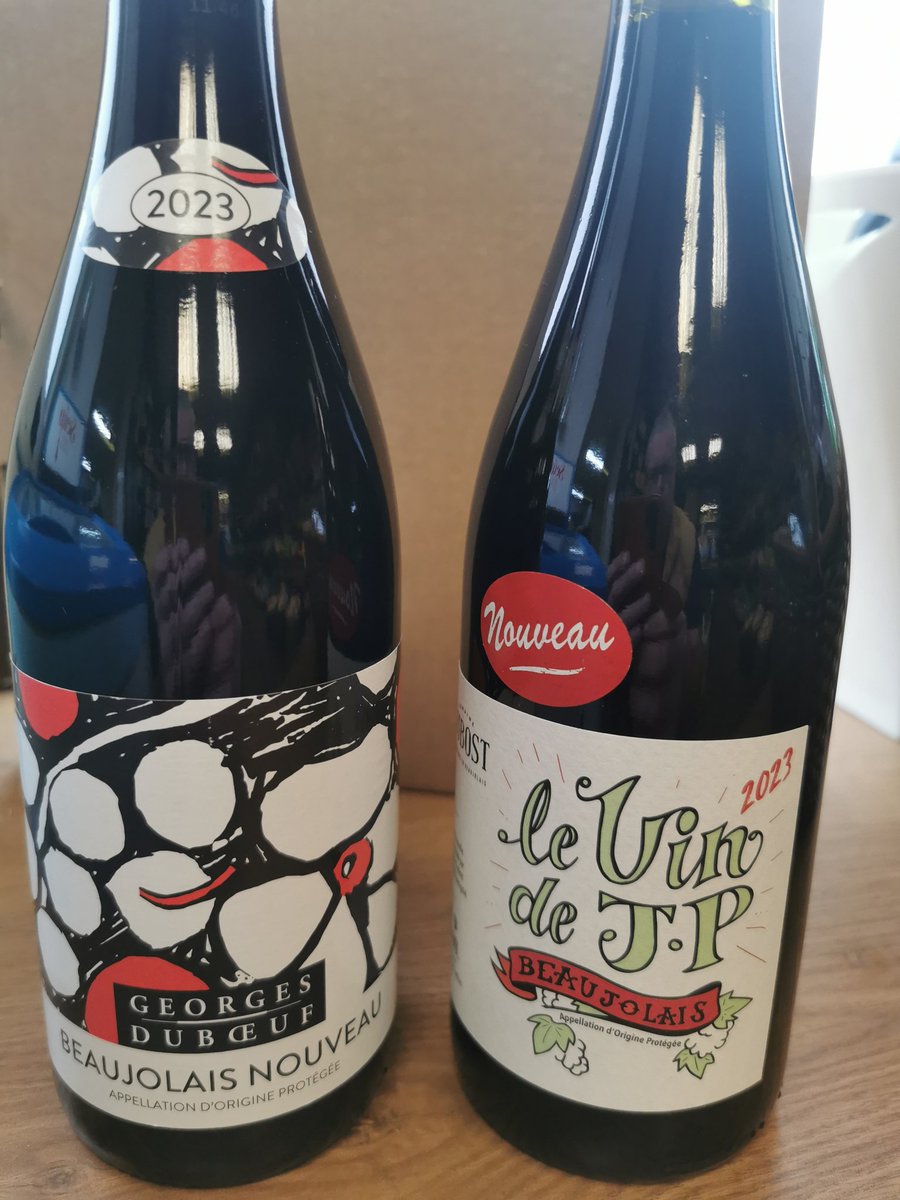 All set for the big day tomorrow..
Le #Beaujolais nouveau est arrivé
<a href="/bubblebrothers/">Bubble Brothers</a> 🇫🇷