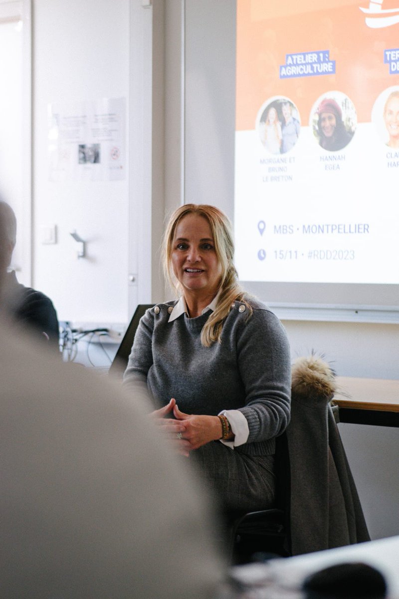 MBS_edu's tweet photo. Le 3e atelier des #RDD2023 est dédié à la territorialisation de la #transition avec les interventions de @JeanKoechlin, Adjoint au Maire de la Ville de Castelnau-le-Lez et @ClareLouHart, Vice-présidente de la Métropole de Montpellier chargée de l’international.
📸 @adrienthibault https://t.co/o8gPsECKGN