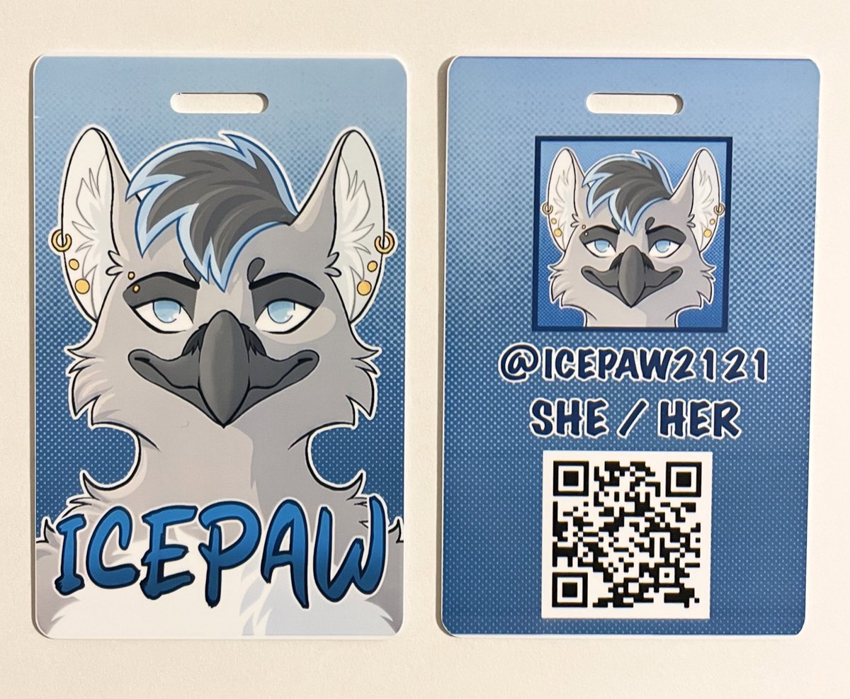 SpicyKingCo's tweet photo. So happy with how these badges turned out! I will be offering them at MFF as well if you missed your chance! https://t.co/pkOFPHxW74