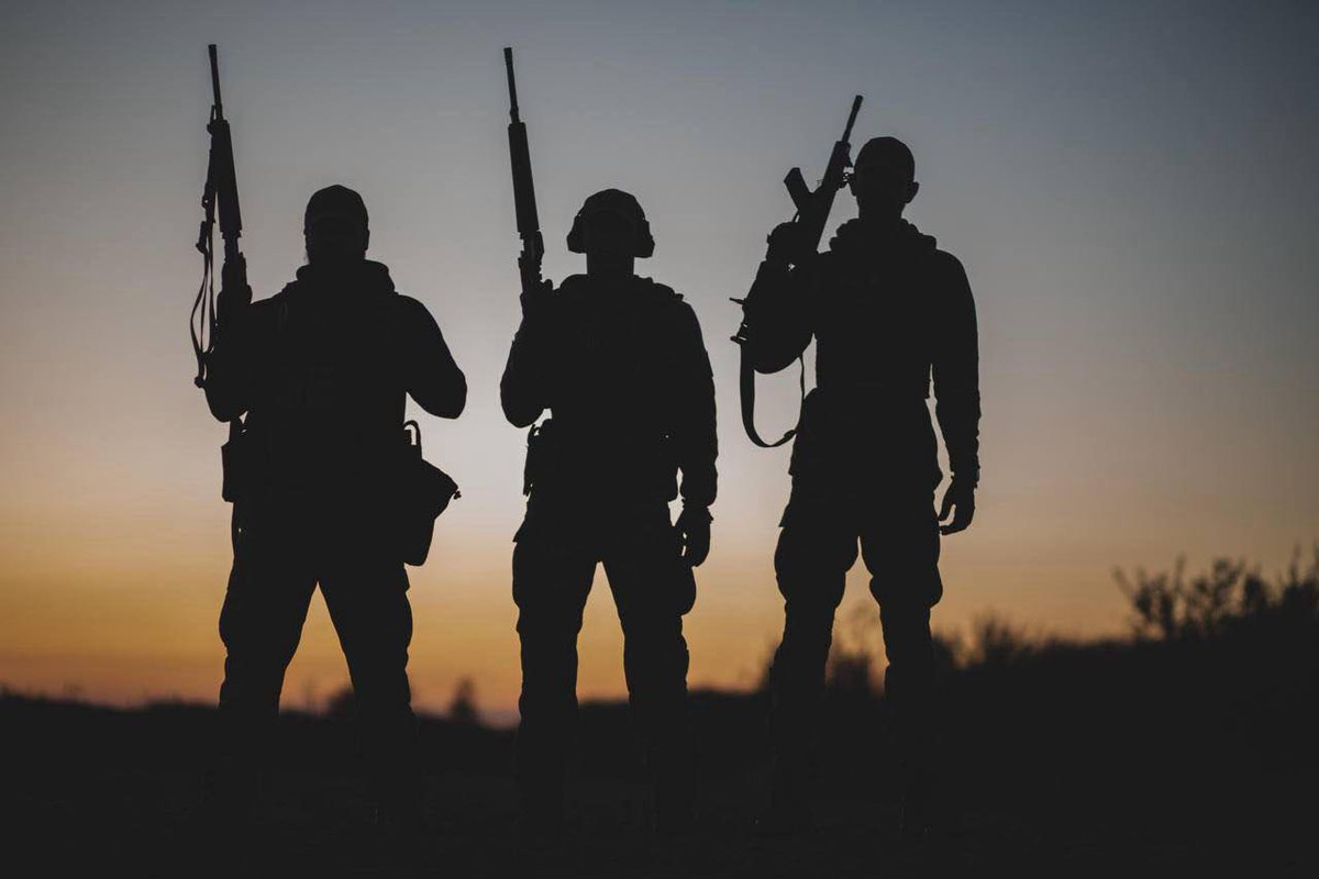 The sun will rise over the free Ukraine.

📸: Rubizh Brigade