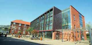 The catering team at BHASVIC are looking for an enthusiastic, flexible and dedicated team individual to join them and play a key role in providing the best service to students and staff.

There are two Catering Assistants roles available on a perm basis:

lovelocaljobs.com/job/907160/cat…