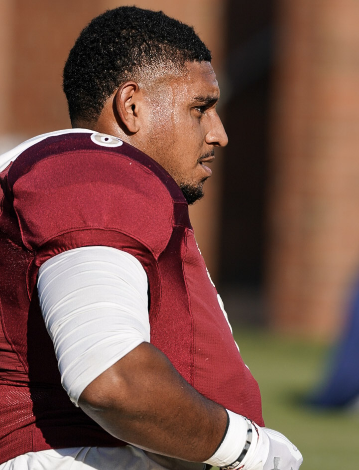 ElonFootball's tweet image. 𝕊𝕖𝕟𝕚𝕠𝕣 𝕊𝕡𝕠𝕥𝕝𝕚𝕘𝕙𝕥          
Marvin Pearson (2019-23)
Asheville, N.C. / Asheville
#AED