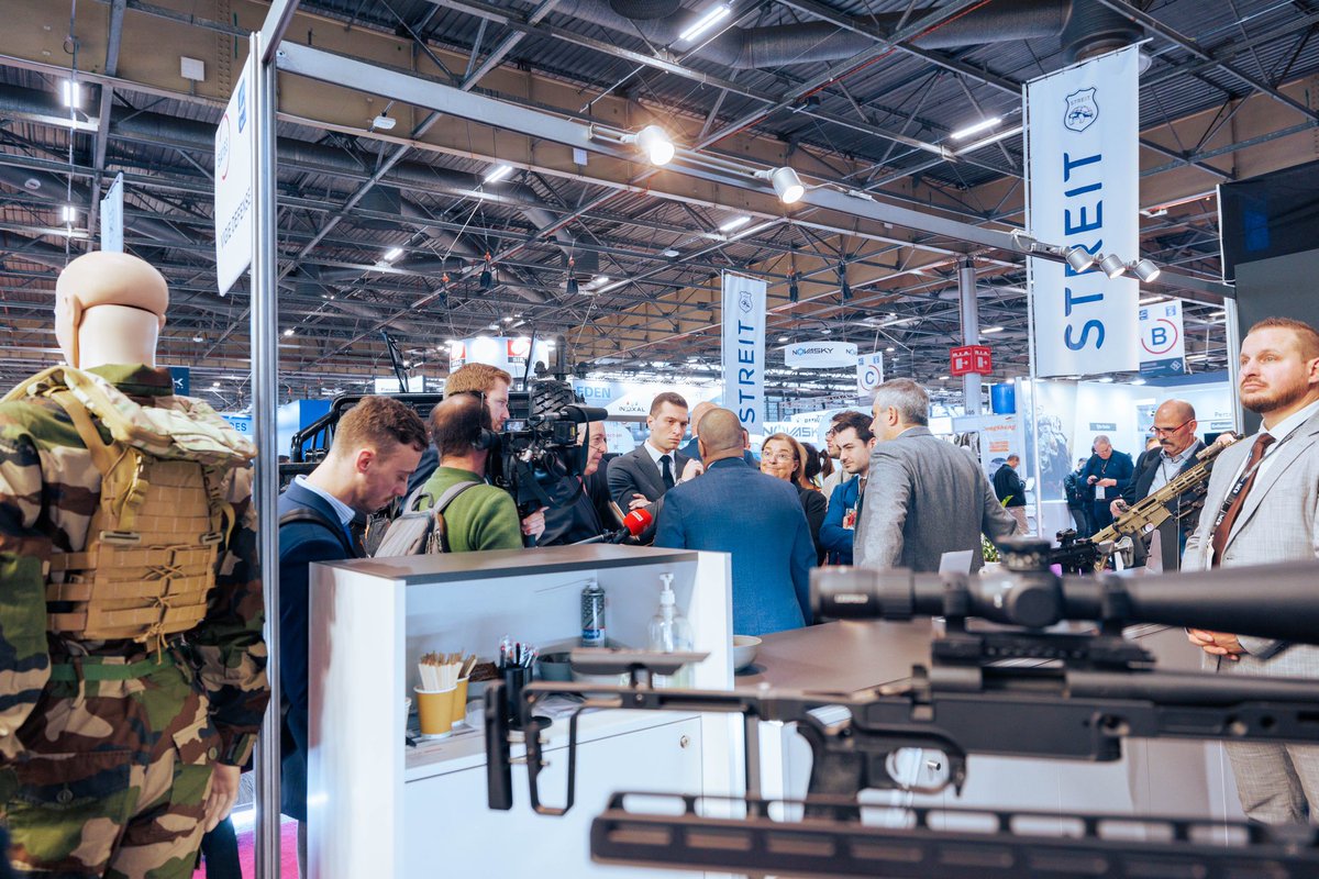 J_Bardella's tweet image. Nos PME spécialisées dans la sécurité ont besoin d’être soutenues par la commande publique, qui leur offre de la visibilité. 

Nous défendons le patriotisme économique : les entreprises françaises doivent être prioritaires dans les marchés publics. #Milipol