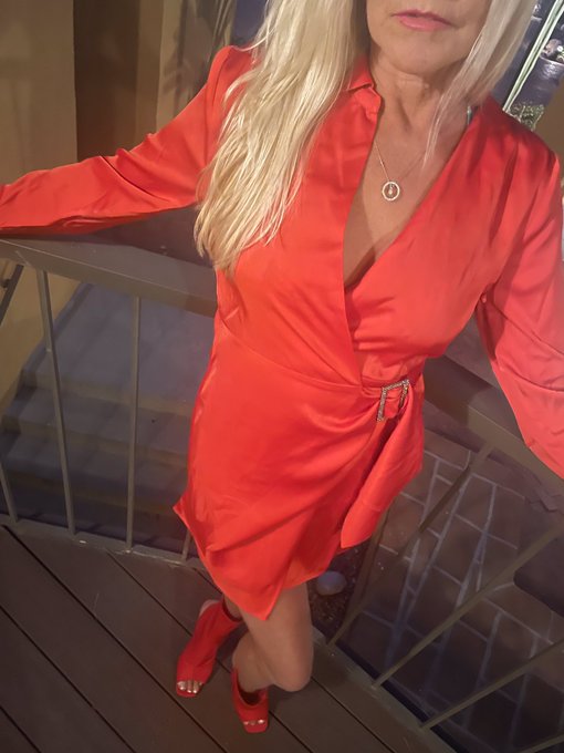 Am I Your Type https://t.co/LAwFc5ImGG<a href="/tag/humpday"class="tags"><span>#humpday</span></a>