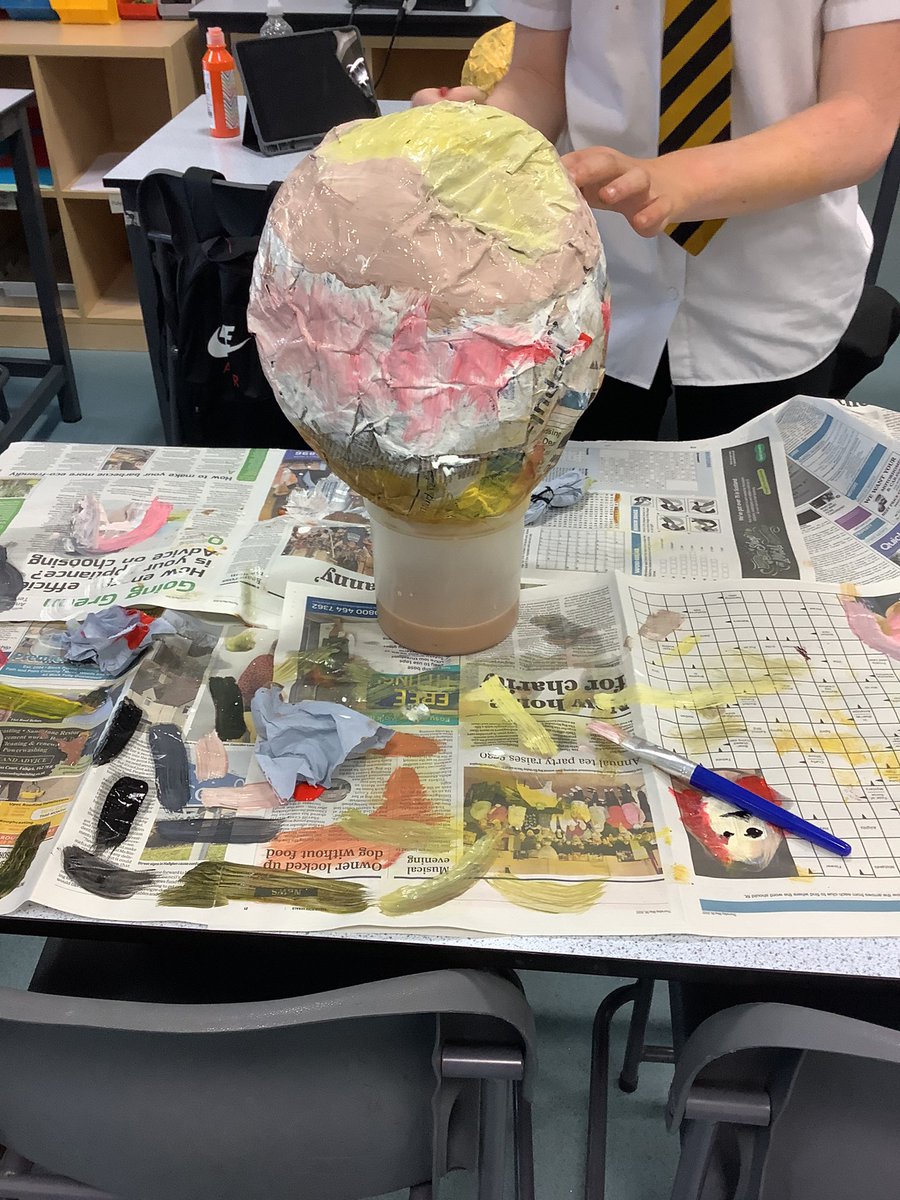 Some paper mache solar systems in ‘science behind the movies’ elective after watching the Martian and doing some research!🪐🌎 <a href="/GrangemouthHS/">Grangemouth HS</a>