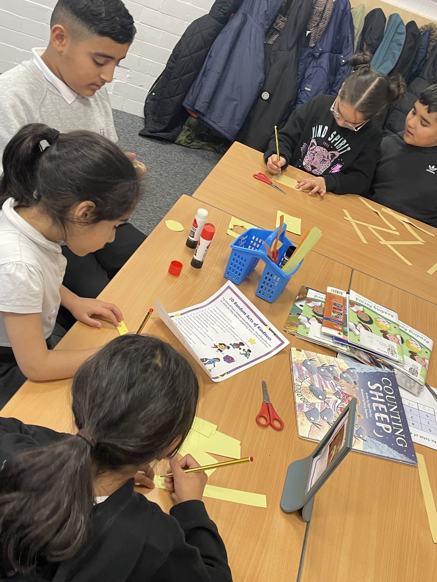 WarleyRoadPri's tweet photo. #AntiBullyingWeek2023 #MakeALoudNoise #buildingteamwork #buildingrelationships #buildingconfidence https://t.co/khvsuSVPoL