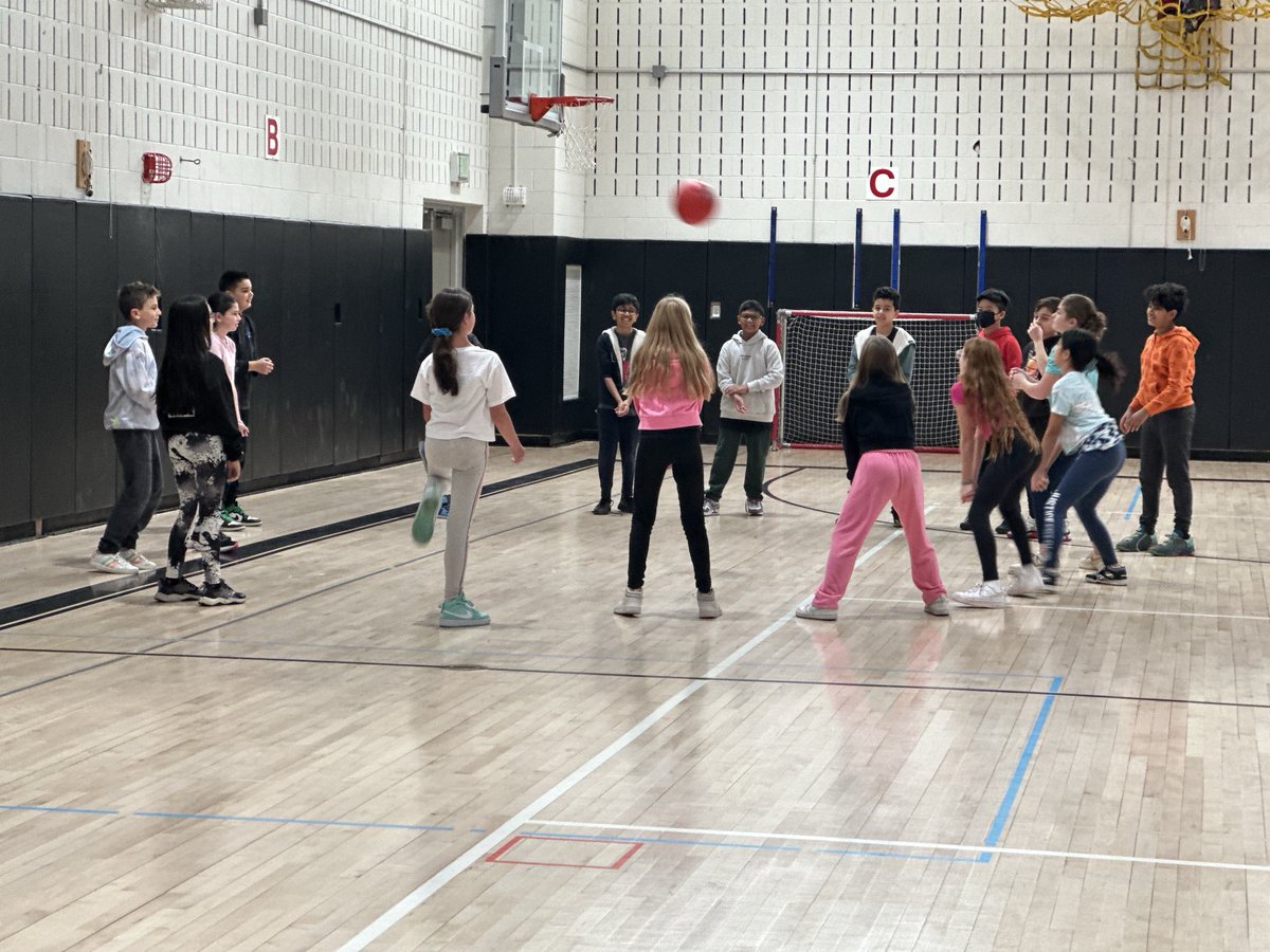 Monique Barker (@m6276barker) on Twitter photo When your 5th class decides to practice all together instead individual groups.🥰#teamwork#SEL #choosekindness @ewlearns <a href="/WilletsRoadMS/">Willets Road School</a> When your 5th class decides to practice all together instead individual groups.🥰#teamwork#SEL #choosekindness @ewlearns <a href="/WilletsRoadMS/">Willets Road School</a>