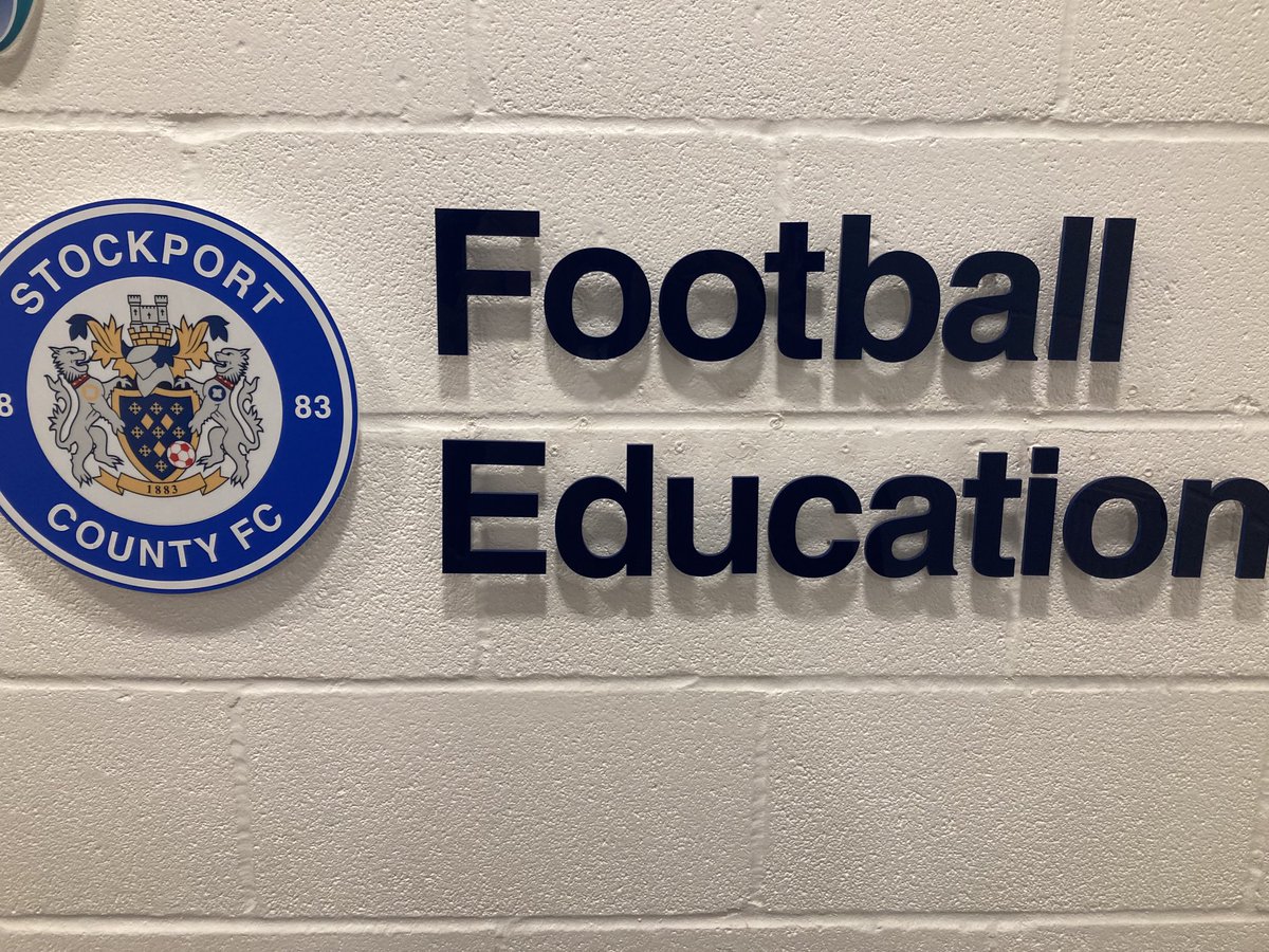 A fantastic meeting regarding Post 16 education ⁦@StockportCounty⁩ to discuss how we can work together more to support our young people 💙🩵🤍💜 ⁦@StockportMBC⁩