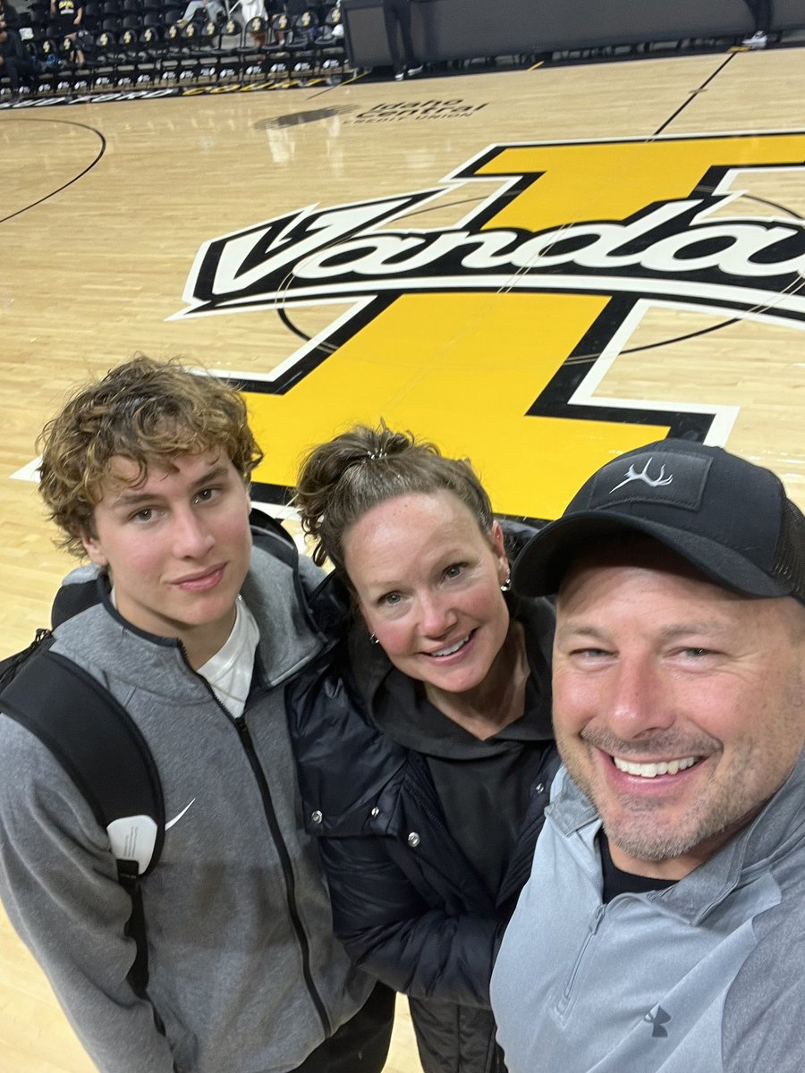 Don Brewer (@dbrewiii) on Twitter photo Look what I found in Moscow Idaho last night? A bunch of Tumwater T-Birds! <a href="/brew_luke/">Luke Brewer</a> <a href="/Carlos_Matheney/">Carlos Matheney</a> <a href="/AndrewC2023/">Andrew Collins</a> <a href="/LukeReid__/">Luke Reid</a> <a href="/tumwaterbball/">T-Bird Hoops</a> <a href="/TBirdFootball/">Tumwater ‘Winning’ Football</a> <a href="/VandalHoops/">Idaho Basketball</a> <a href="/Idaho_Vandals/">Idaho Vandals</a> Look what I found in Moscow Idaho last night? A bunch of Tumwater T-Birds! <a href="/brew_luke/">Luke Brewer</a> <a href="/Carlos_Matheney/">Carlos Matheney</a> <a href="/AndrewC2023/">Andrew Collins</a> <a href="/LukeReid__/">Luke Reid</a> <a href="/tumwaterbball/">T-Bird Hoops</a> <a href="/TBirdFootball/">Tumwater ‘Winning’ Football</a> <a href="/VandalHoops/">Idaho Basketball</a> <a href="/Idaho_Vandals/">Idaho Vandals</a>