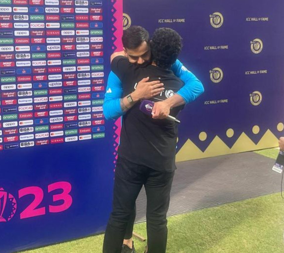 @immdazahar @imVkohli The Pic 🥺🥺❤❤❤
Two Generation Greatest Players Who Ruled The World Cricket ❤
#INDvsNZL #Cricket #WorldCup2023 #CWC23 #ViratKohli𓃵 #v50 #immdazahar