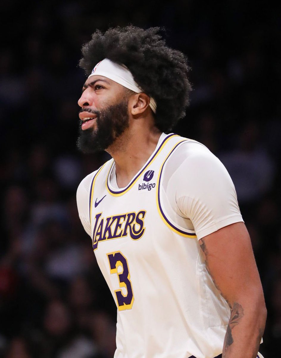 Some of Anthony Davis’ defensive matchups this season: 

Kevin Durant: 6/14 FG
Bam Adebayo: 4/11 FG
Franz Wagner: 4/11 FG
Jusuf Nurkic: 3/9 FG
Paolo Banchero: 3/7 FG
Bismack Biyombo: 0/4 FG
Jaren Jackson Jr: 0/4 FG 

DPOY? 👀

(Via <a href="/nbastats/">NBA.com/Stats</a> )