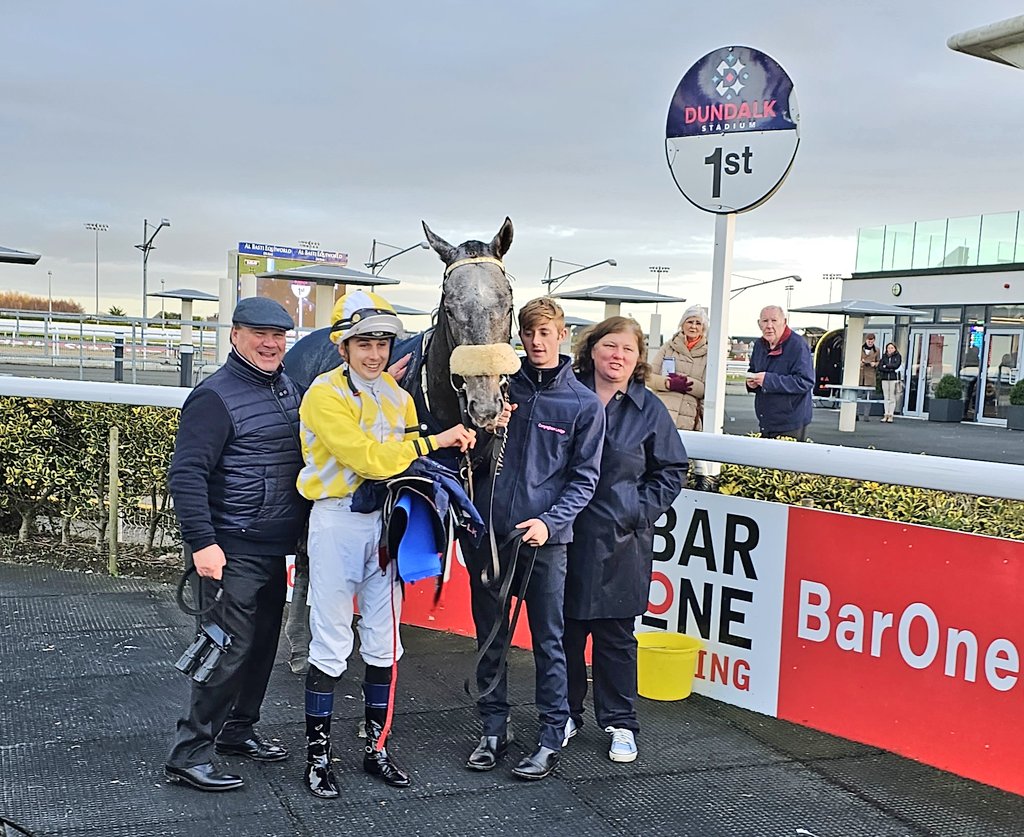 Dundalk Stadium (@dundalkstadium) on Twitter photo NOT FORGOTTEN
wins the Floodlit Fridays at Dundalk Stadium Maiden
For trainers <a href="/MHalfordRacing/">Michael Halford</a> & <a href="/TCollinsracing/">TraceyCollinsRacing</a>
Ridden by <a href="/WhelanRonan/">Ronan Whelan</a>
Owned by Lillian A Stanley & MT Cunningham & Justin Comer NOT FORGOTTEN
wins the Floodlit Fridays at Dundalk Stadium Maiden
For trainers <a href="/MHalfordRacing/">Michael Halford</a> & <a href="/TCollinsracing/">TraceyCollinsRacing</a>
Ridden by <a href="/WhelanRonan/">Ronan Whelan</a>
Owned by Lillian A Stanley & MT Cunningham & Justin Comer
