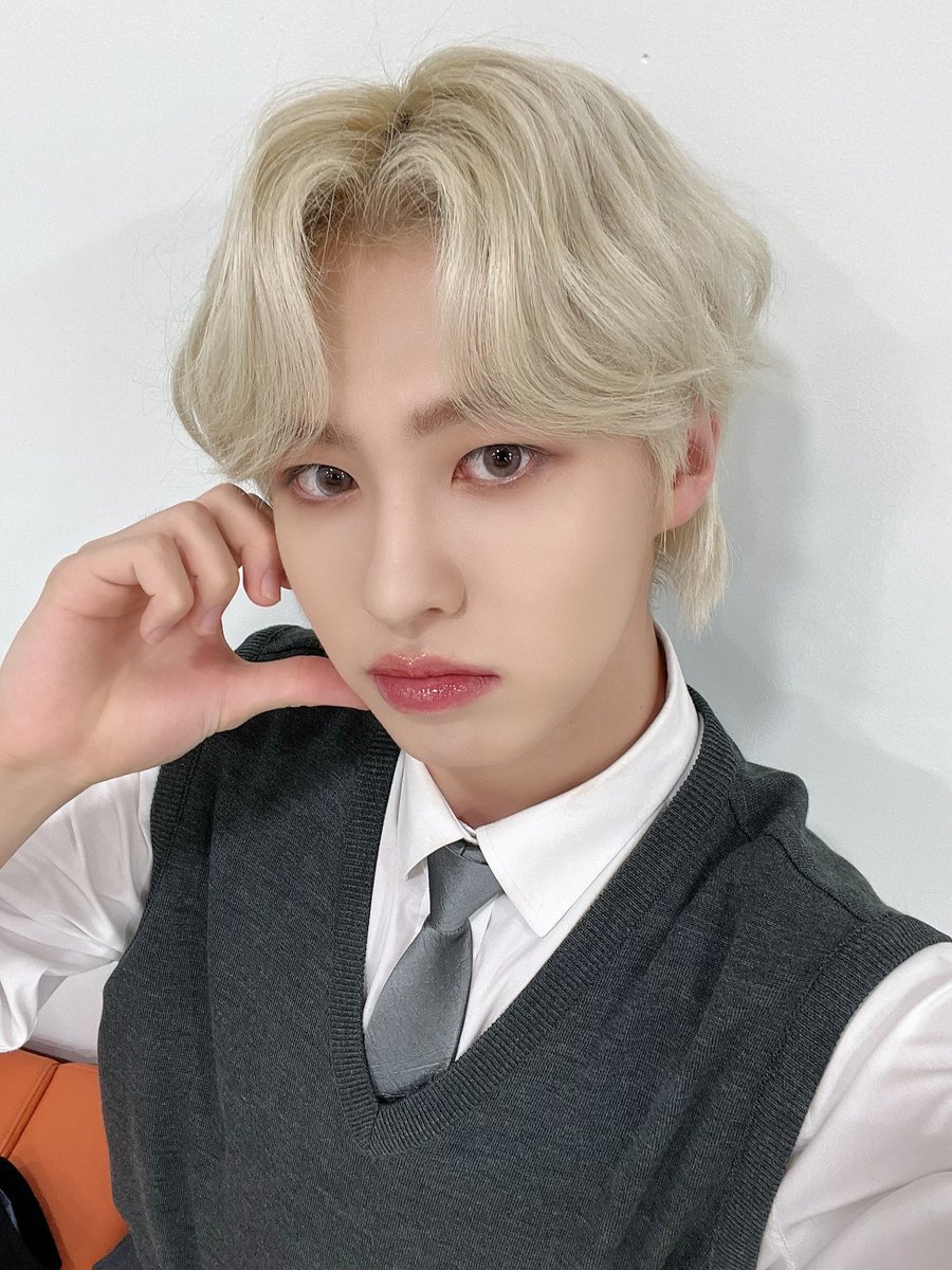 [#에이든]

예준선배 등장😉

#EPEX #이펙스 #AYDEN #에이든