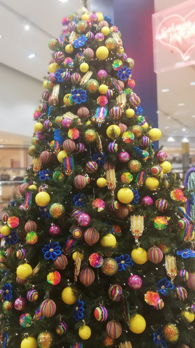 cathfardeau's tweet image. #espritDeNoel
🎇 🎉 ✨ 🎁 ✨ ✨ 🎁🎁