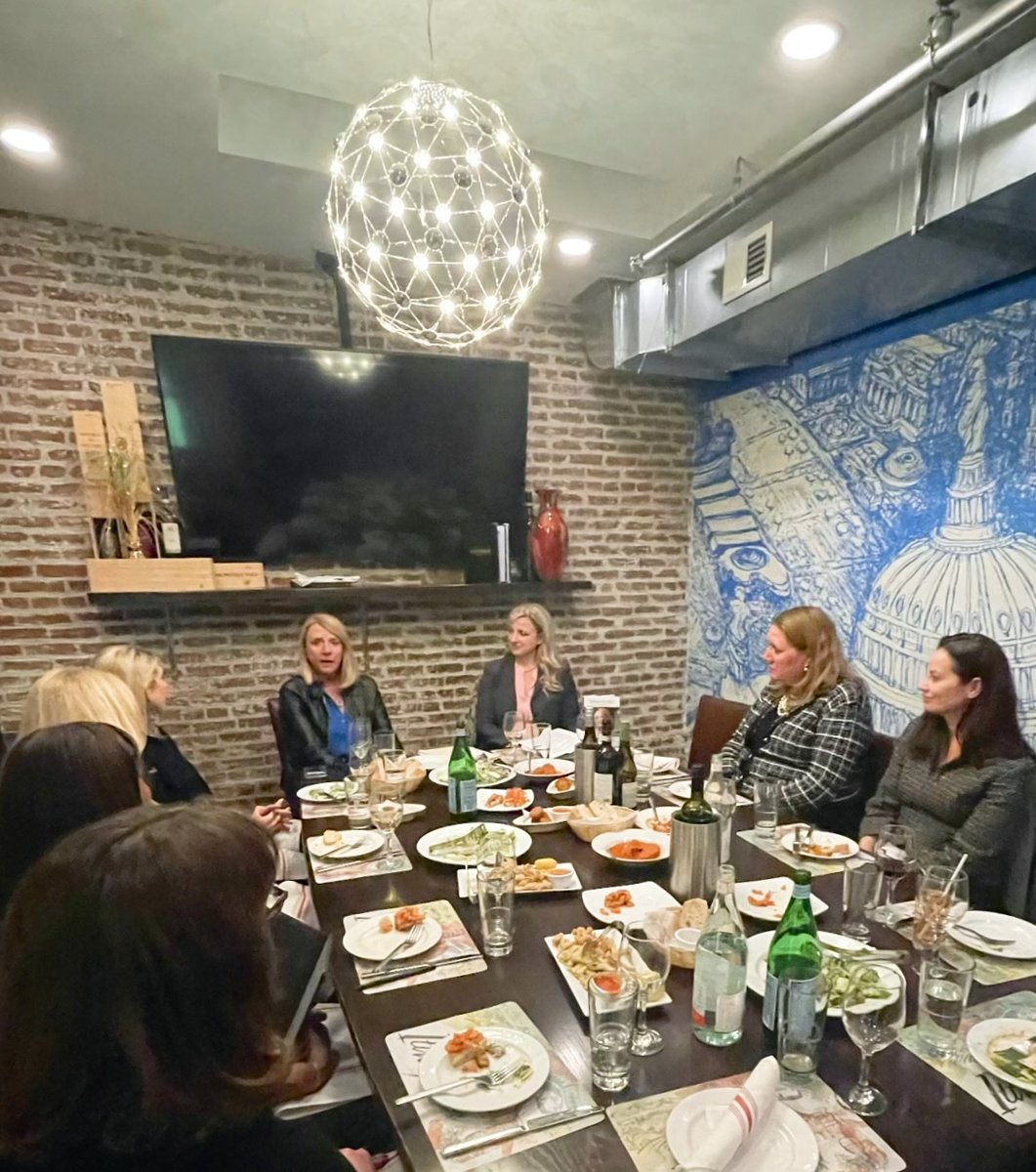 Glad to have #LCWINS Honorary Advisory Committee member <a href="/HONDeborahJames/">Deborah Lee James</a> share lessons in leadership with our LCWINS Corporate Council. The Former Sec of <a href="/usairforce/">U.S. Air Force</a> embodies the LCWINS belief that women strengthen national security.