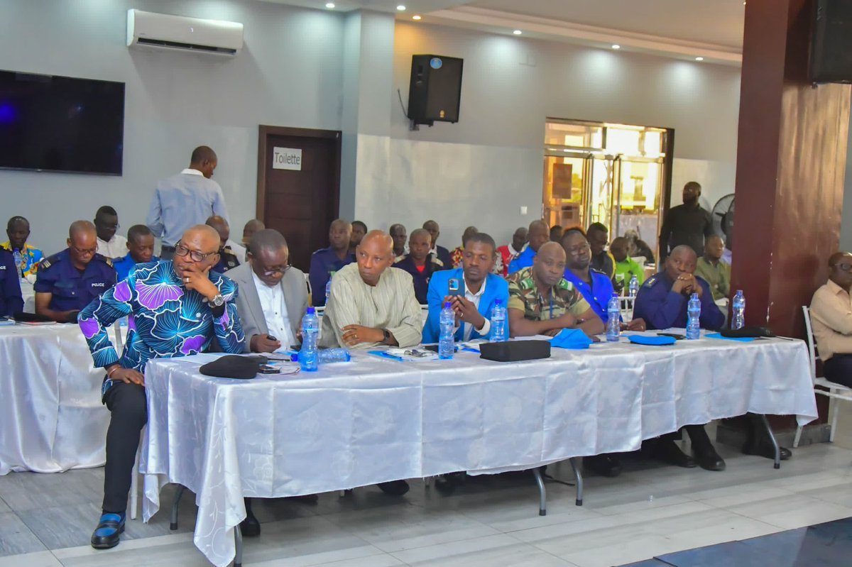 Int_Prov_Kin's tweet image. Soucieux d vaincre le banditisme urbain essentiellement caractérisé par le phénomène Kuluna, le Min. Prov. d l’Int., a procédé à la mise sur pied d’1 Comité Local d Sécurité ds la c. de Kimbanseke avec l’accompagnement d différents partenaires techniques &amp;amp; financiers dont la JICA