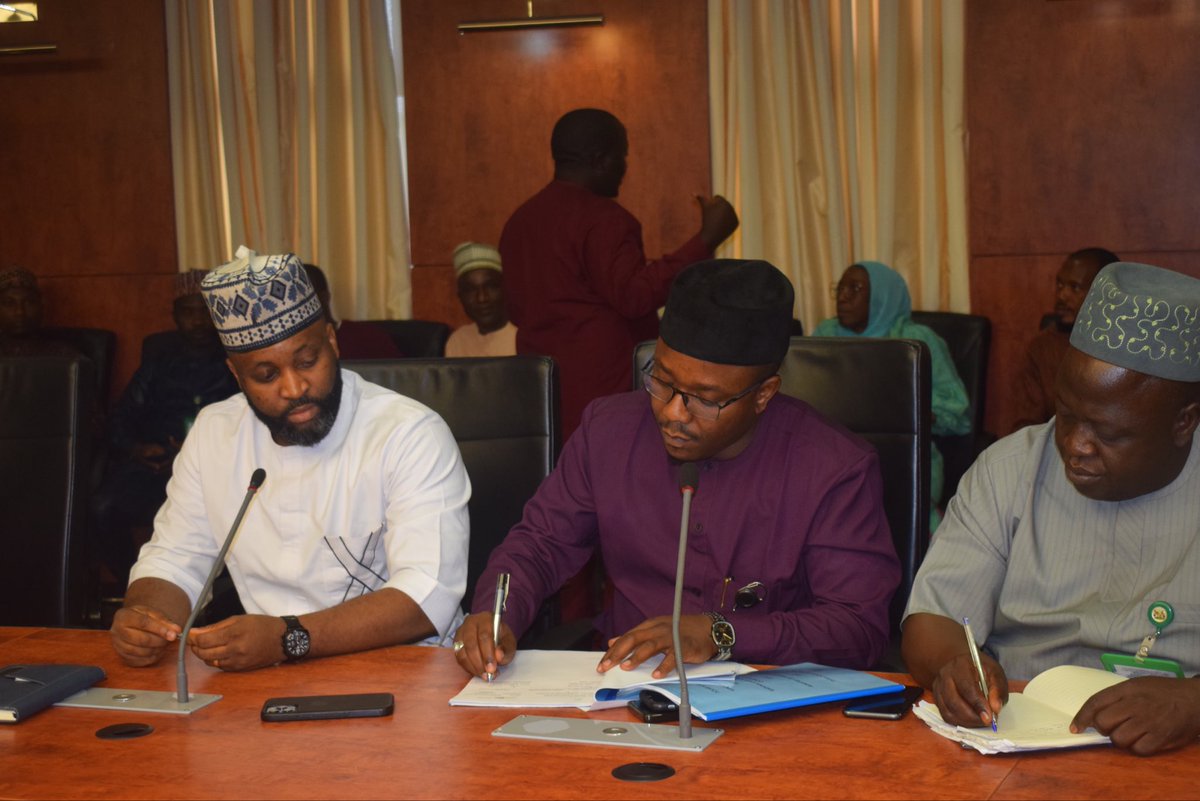 #Solarforall 
Under the leadership of @GovKaduna @ubasanius, the 
Solar for All (SFA) program has hit another milestone. 

Today, tripartite agreements were signed between the Kaduna Power Supply Company, Ministry of Finance and SFA vendors @BasscommGroup and @eneriv_power