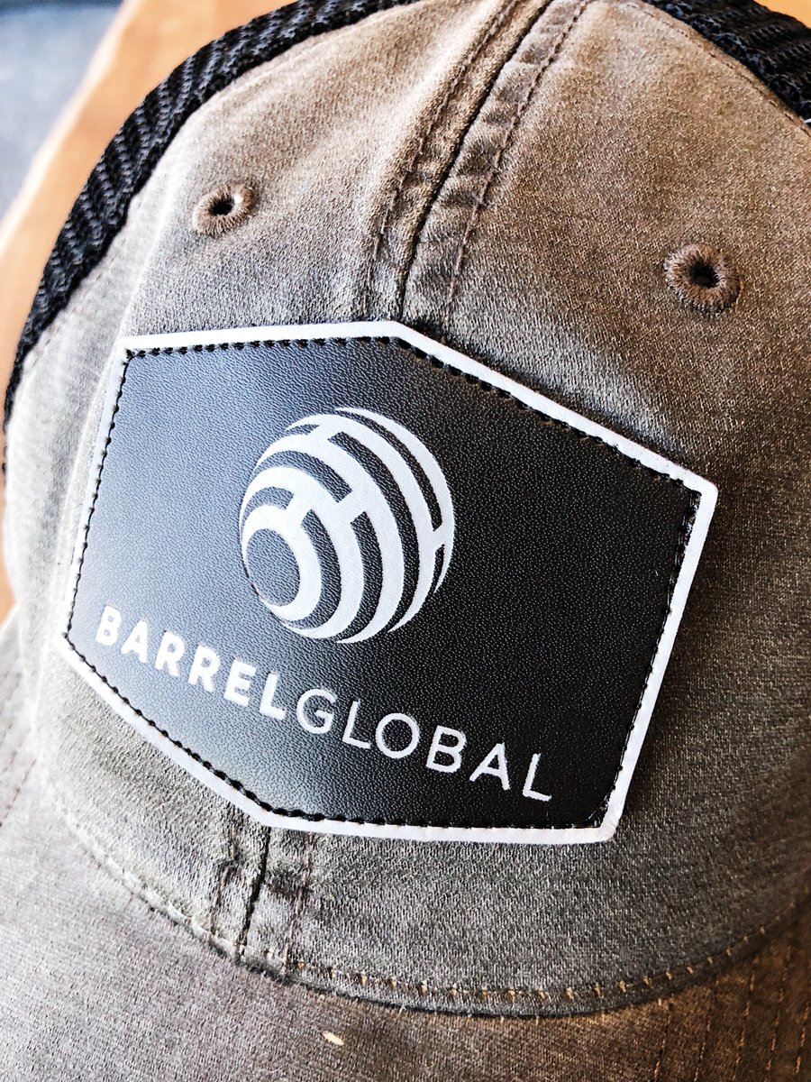 brokenarrowwear's tweet image. Cap off your style with custom patches! A-list friends deserve A-list accessories. 📧DM/Email us your design, and let’s make your caps unforgettable! ✨✨
#customhats
#custompatches