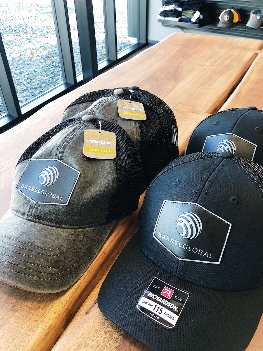 brokenarrowwear's tweet image. Cap off your style with custom patches! A-list friends deserve A-list accessories. 📧DM/Email us your design, and let’s make your caps unforgettable! ✨✨
#customhats
#custompatches