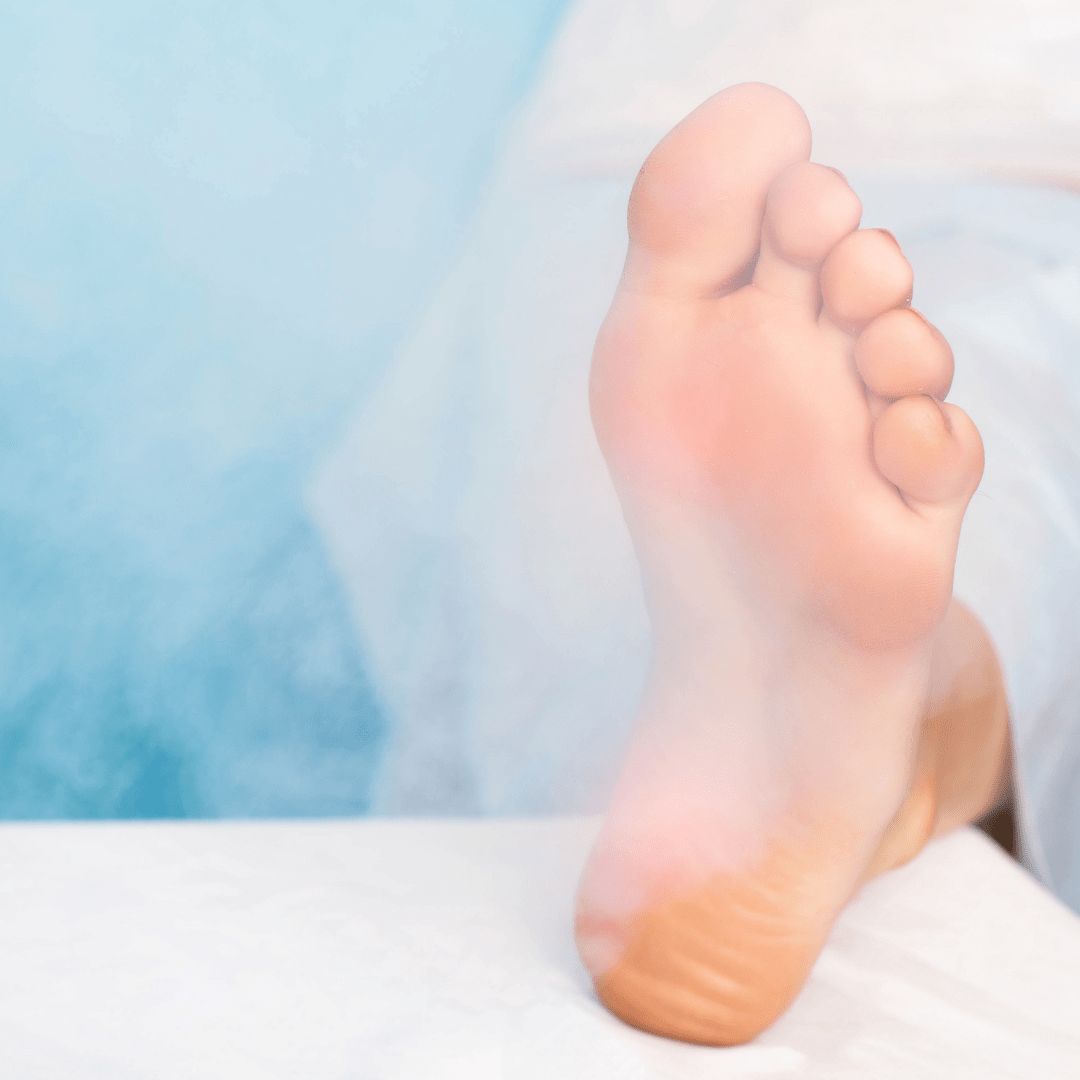 cherrywood_fc's tweet photo. #Cryotherapy is a revolutionary treatment designed to give your feet the ultimate healing experience. It involves exposing your feet to freezing temperatures for a short period, promoting pain relief and enhancing overall foot health. 

https://t.co/f8g5a98gOV

#Bellmore #LI https://t.co/0AI3Sc1f2F