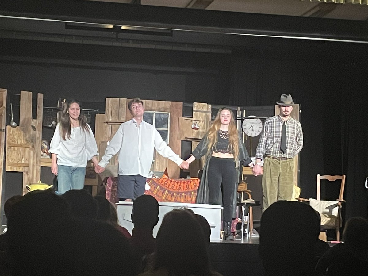 Collège Emile Mâle tweet media