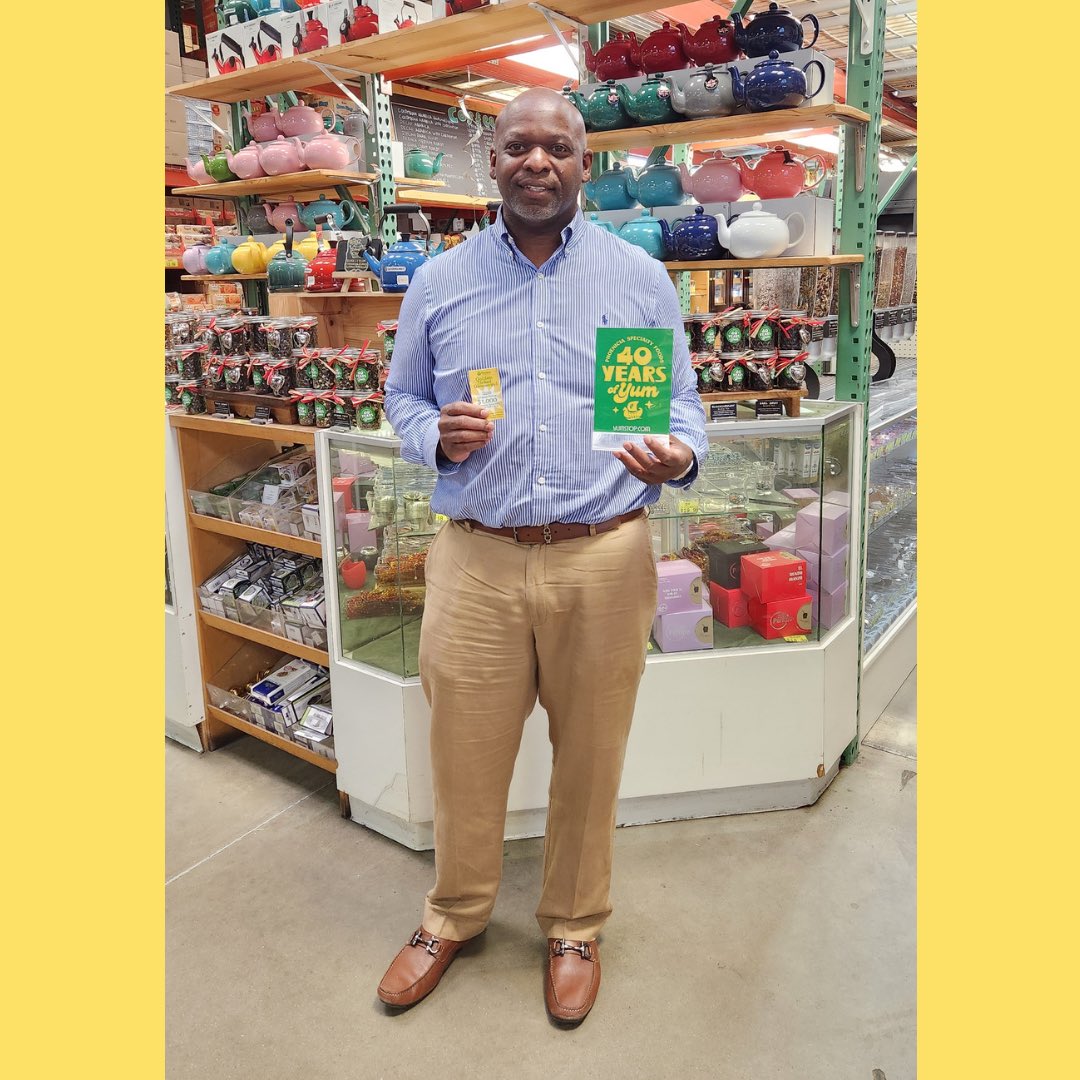 Meet our fantastic Golden Ticket Grocery Giveaway Grand Prize Winner 🏆!!! He was overjoyed to find the winning $1,000 prize ticket in his bag of Phoenicia Pita! Thrilled for him and all of you who won prizes as a token of our appreciation for supporting Phoenicia for 40 YEARS!