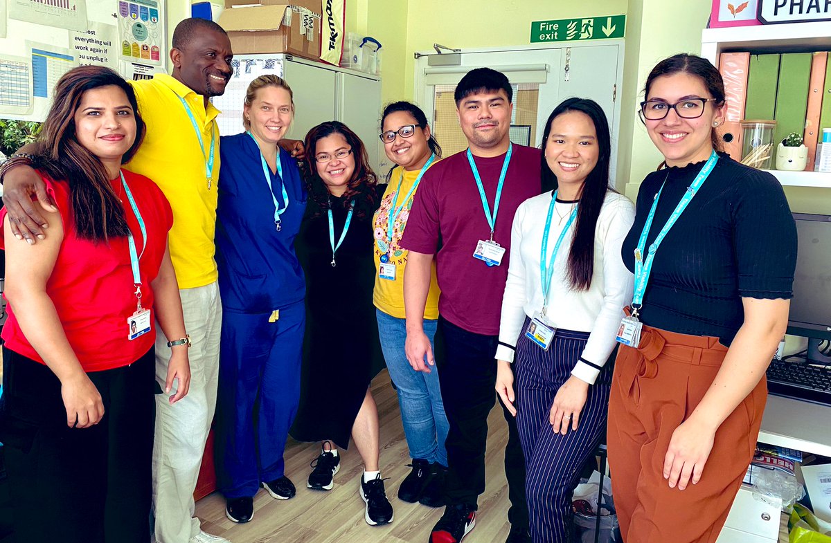 PAHTVNs's tweet photo. Our tissue viability links family is expanding! Intensive care now well represented, welcome all! ☺️
What a productive study day, with great ideas and enthusiasm in maintaining skin integrity for our acute patients. Wear those lanyards with pride!
#ITU #StopThePressure #tvns https://t.co/VPxGSro2Kh