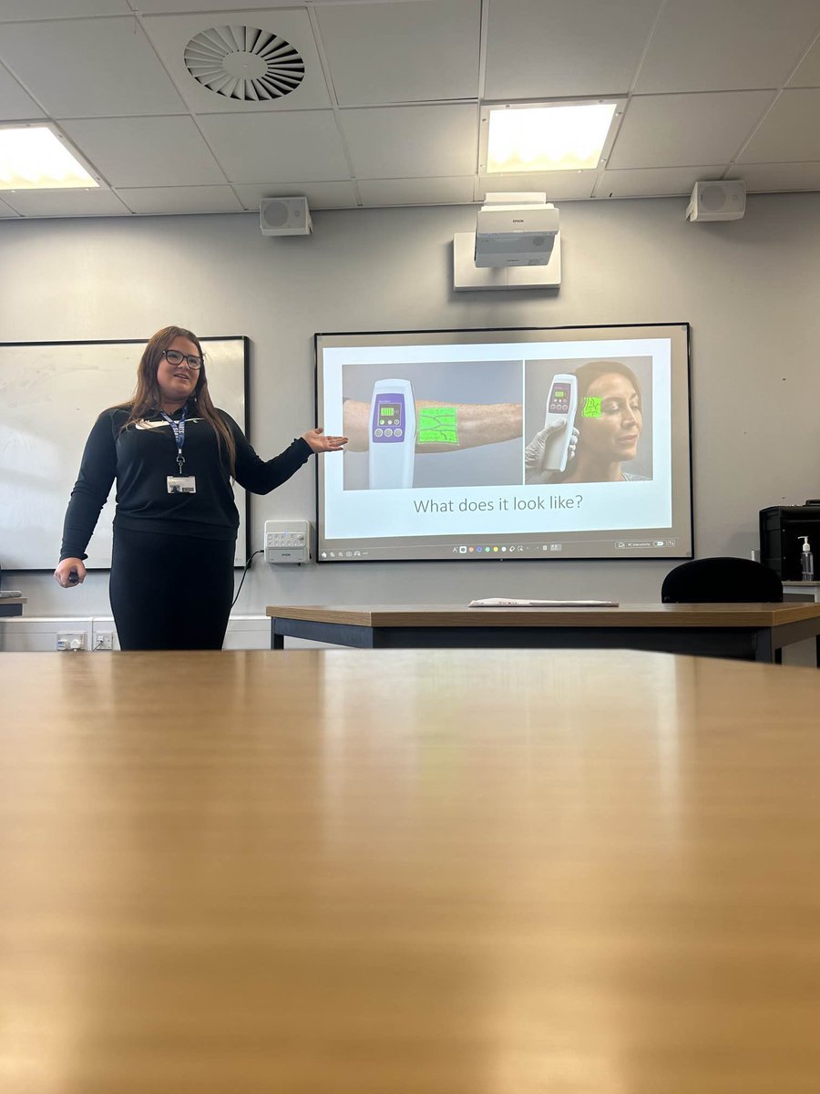 Busy day for our T Level health students ! This morning taken apart and putting back together our new anatomical torso & this afternoon taking part in a Dragons Den to pitch a specific use of technology used in health care . #tlevelhealth #TransformingLives @hartlepoolfe