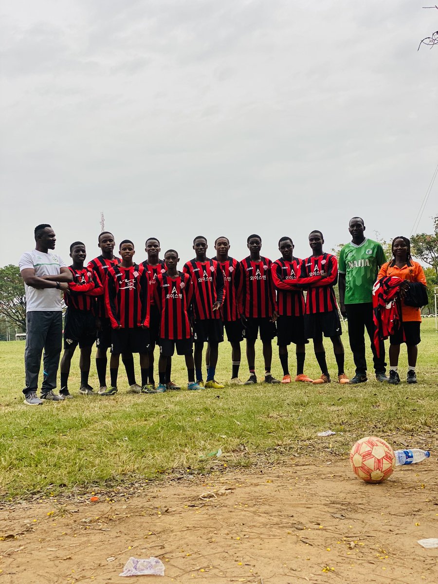 YagazieYes's tweet photo. We dole out set of jerseys to Right Values Football Academy, a U17 team based in Abuja.

These set of jerseys were donated to @yagaziecharity by @KitAid to support our grassroots development Inititive in 🇳🇬

Thanks @KitAid 🙏🏽

#grassrootsfootball #yagazieyes #kitaid #rightvalues https://t.co/N5jMVV8xaw