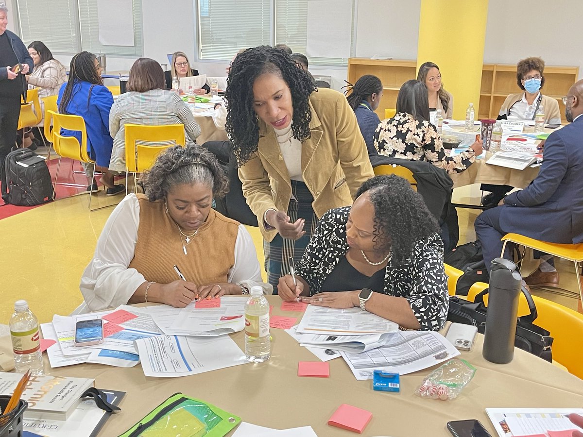 Thank you to all the HISD Principals that attended the Lesson Internalization session Tuesday. The engagement was on another level. 👏

Looking forward to the Assistant Principals today!
#HISDCPD