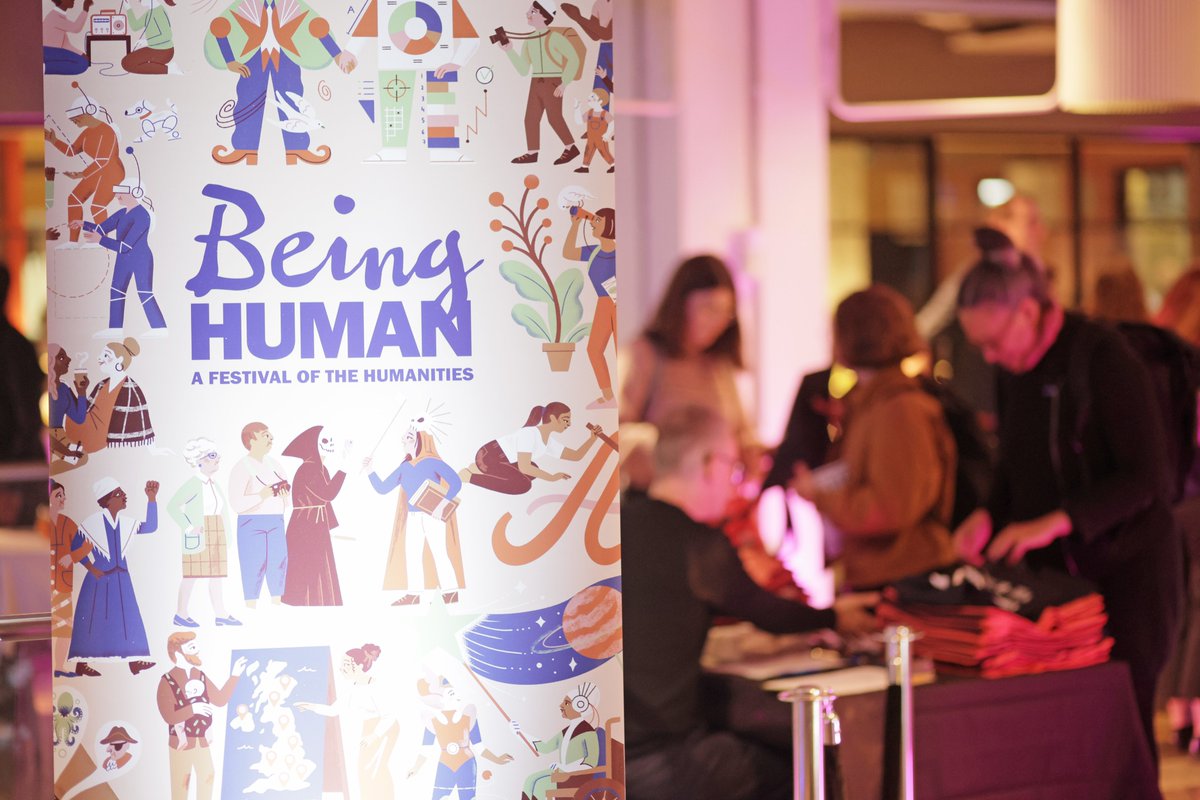 If you've been to an event as part of this year's Being Human Festival, please take a few minutes to complete our audience feedback survey: surveymonkey.co.uk/r/BeingHumanA (And you can enter a prize draw to win a £50 voucher just in time for Christmas! 💰)