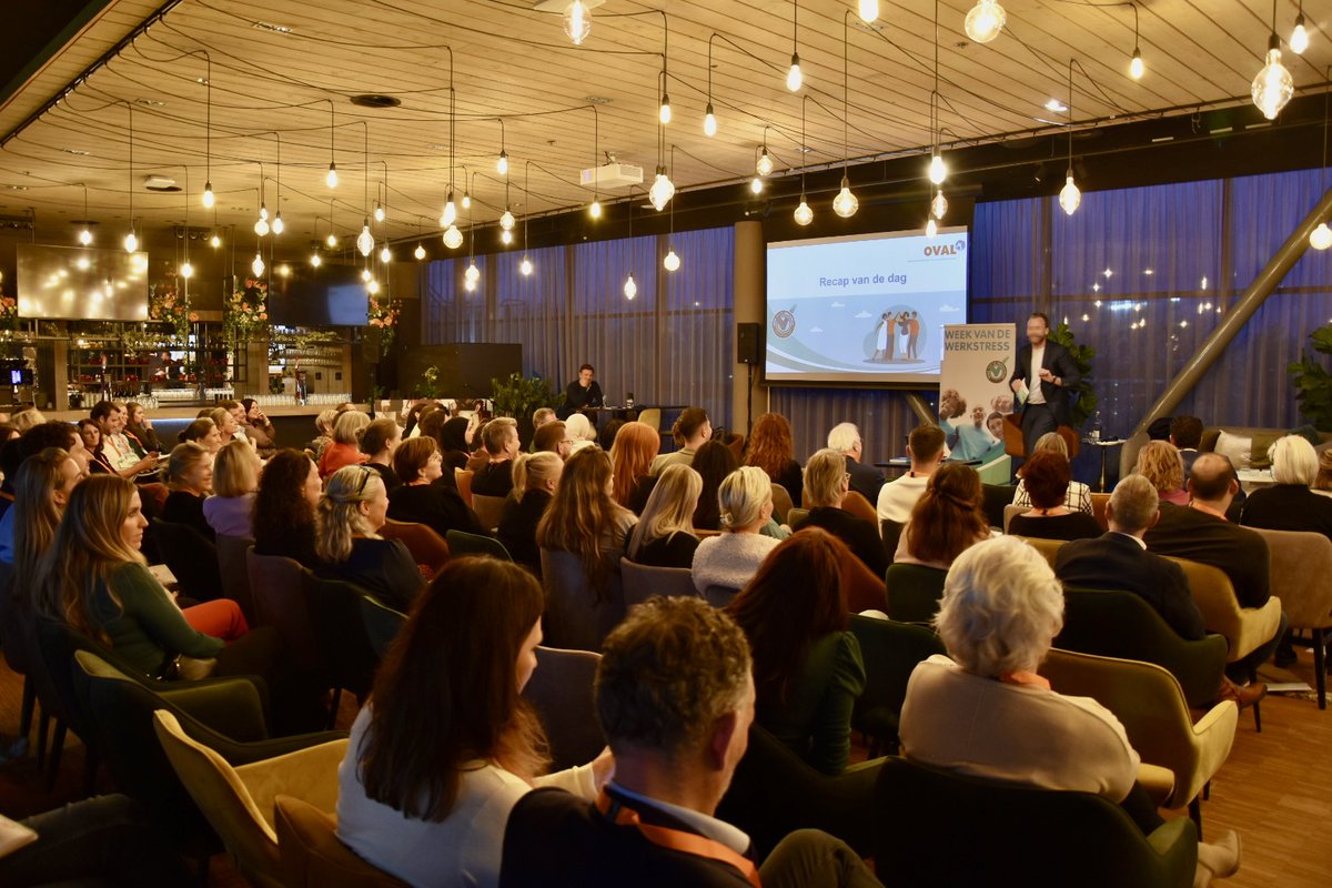 OVAL (@oval_branche) on Twitter photo Dat was het dan! Het was een inspirerende middag in Stadion <a href="/Galgenwaard030/">Stadion Galgenwaard</a>. Kon jij niet bij het OVAL #WvdW2023-event zijn, maar wil je wel een positieve bijdrage leveren aan het werkgeluk van werk(gev)end Nederland? Kijk op wvdws.nl Dat was het dan! Het was een inspirerende middag in Stadion <a href="/Galgenwaard030/">Stadion Galgenwaard</a>. Kon jij niet bij het OVAL #WvdW2023-event zijn, maar wil je wel een positieve bijdrage leveren aan het werkgeluk van werk(gev)end Nederland? Kijk op wvdws.nl