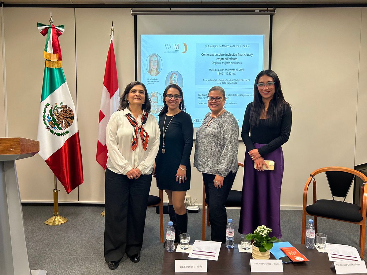 ce_jaber's tweet photo. Conferencia en @EmbaMexSui con especialistas en inclusión financiera y emprendimiento. Presentamos la Política de Vinculación y Atención Integral a las Mujeres (VAIM), dirigida a 🇲🇽mexicanas en🇨🇭 y  🇱🇮 ¡Gracias Berenice, Alba  y Larissa por compartir su experiencia y testimonio. https://t.co/GO1q7E5scm