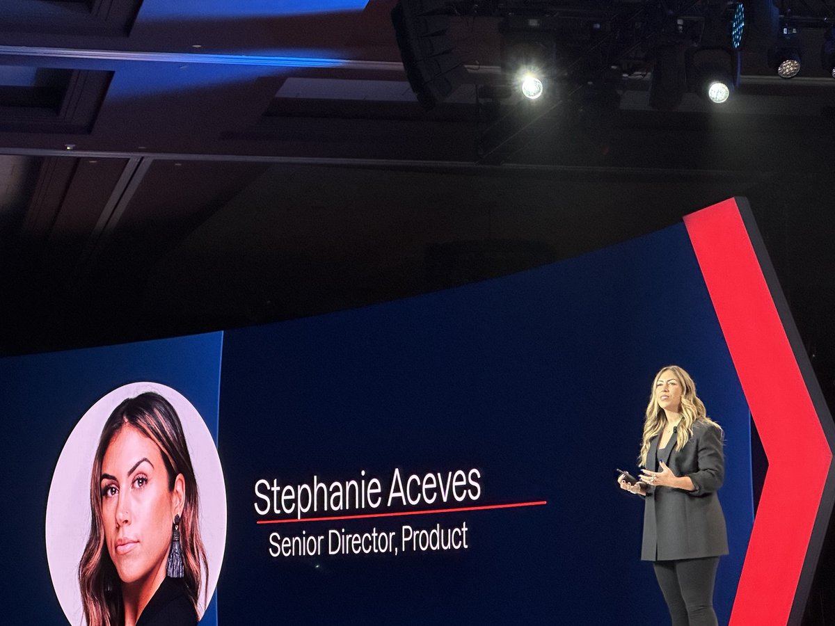 Tanium's tweet photo. “Tanium Investigate is the first and only product on the market to deliver custom-tailored confidence.”

Sr. Director of Product Management @itsstephaceves joins CTO Matt Quinn on stage at #TaniumConverge to introduce... #TaniumInvestigate!

#CatchMeAtConverge https://t.co/yz8u0QVus3