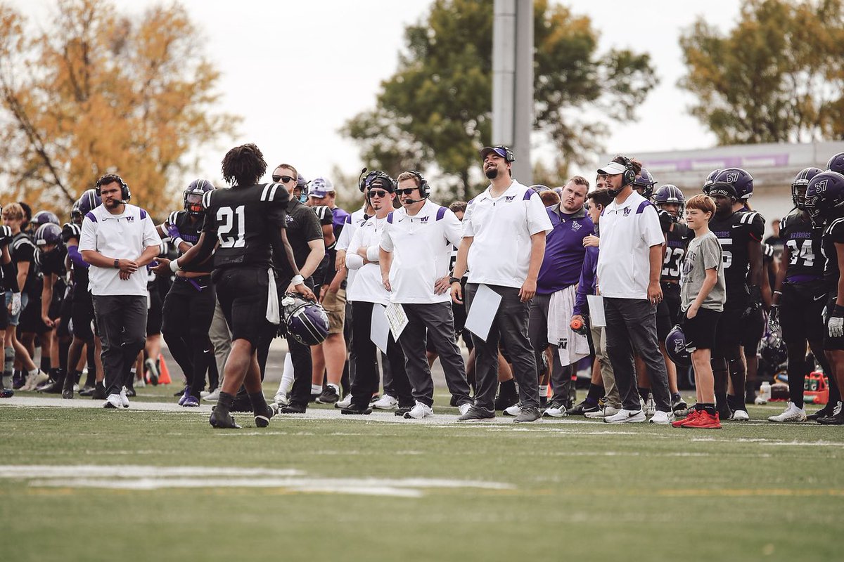 TayeBuchanan3's tweet photo. Thank you Waldorf University, it’s so many people to thank for bringing me here and giving a blessing journey! There was no conference championship or playoff run but I can say I received love and brotherhood! Waldorf will always have a special place in my heart. 3 out https://t.co/1luEPgj88S