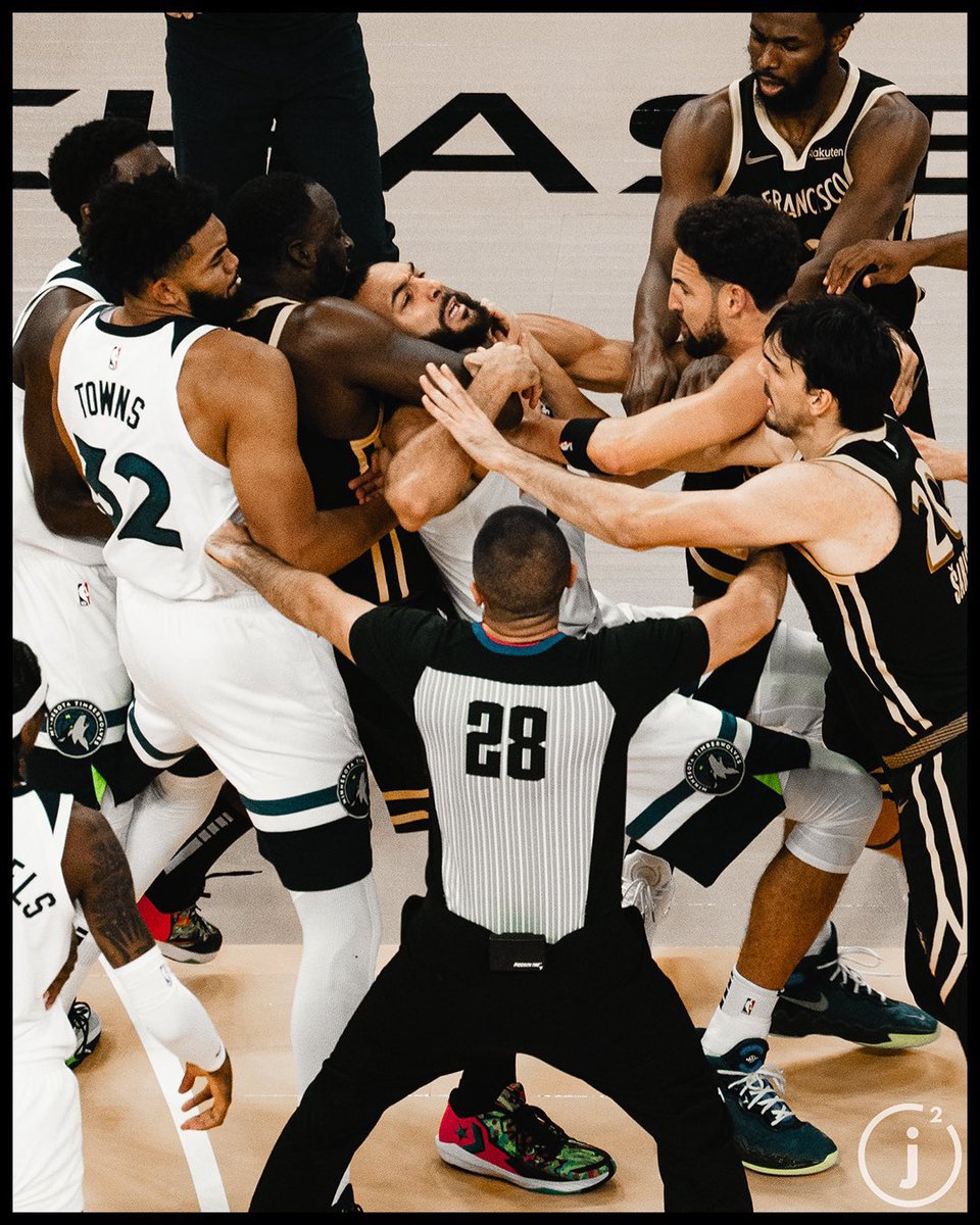dopeboySHAKE's tweet photo. Put this in the Louvre. https://t.co/SOlsl7athQ